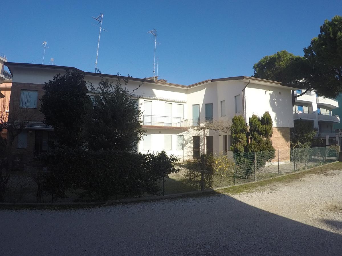 Apartamento Casa Francesca Caorle Exterior foto